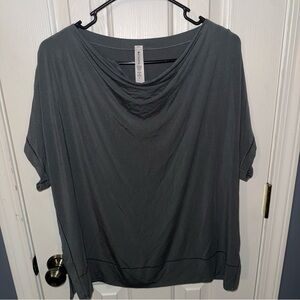 Athleta Charcoal Short Sleeve Top
